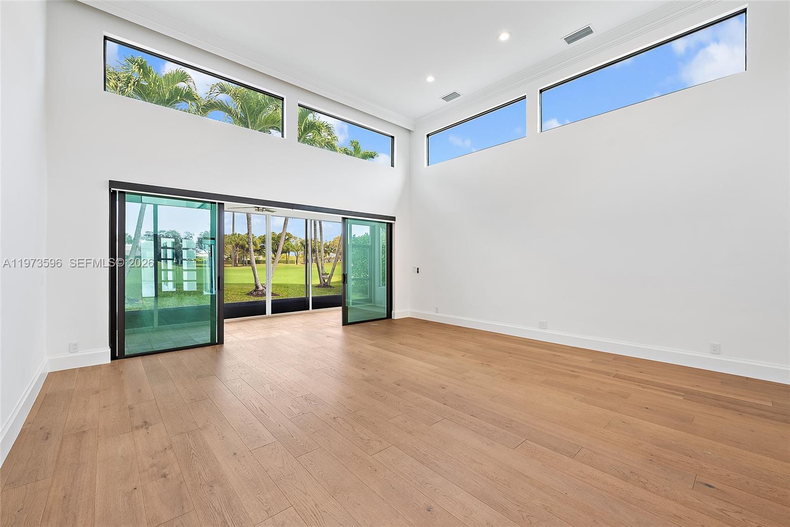 108 Waters Edge Dr Jupiter, FL 33477