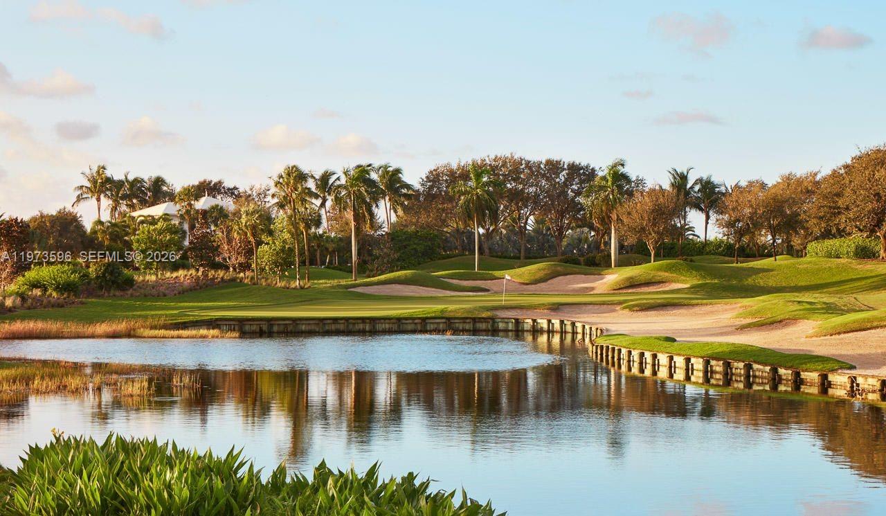 108 Waters Edge Dr Jupiter, FL 33477