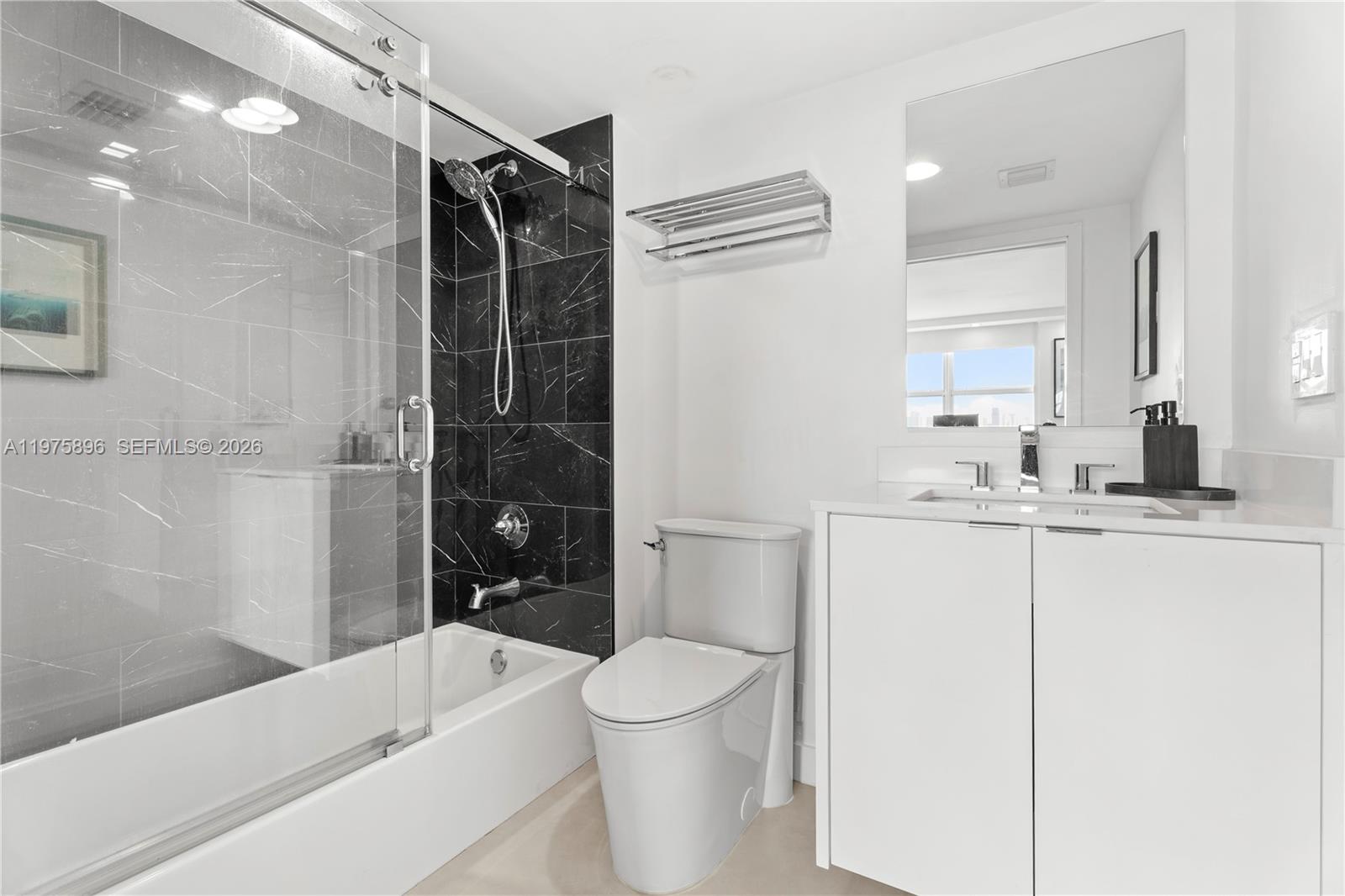 650 West Ave #2303 Miami Beach, FL 33139