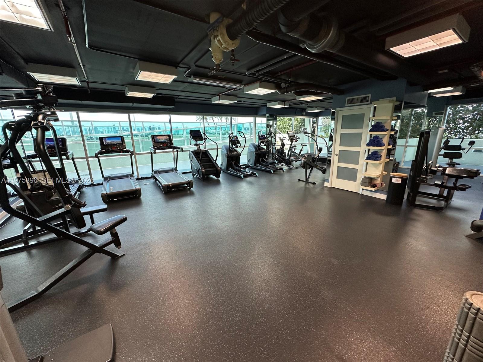 650 West Ave #2303 Miami Beach, FL 33139