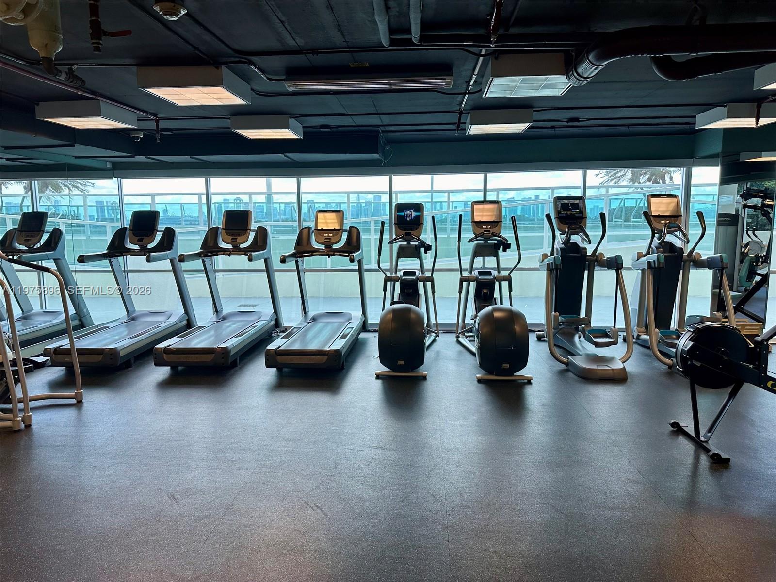 650 West Ave #2303 Miami Beach, FL 33139