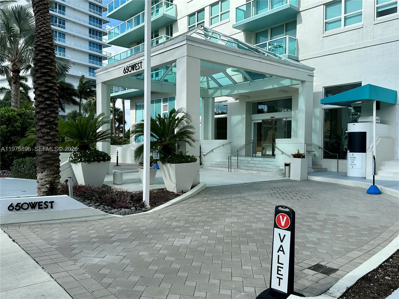 650 West Ave #2303 Miami Beach, FL 33139