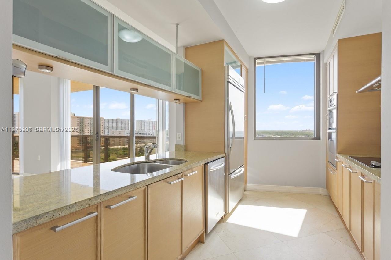16275 Collins Ave #904 Sunny Isles Beach, FL 33160