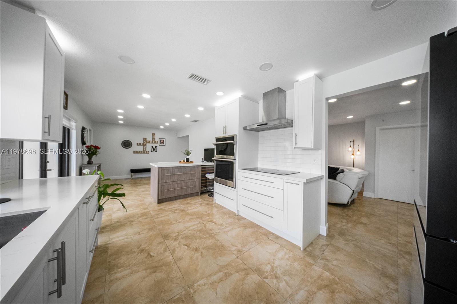 9349 NW 24th Pl Pembroke Pines, FL 33024