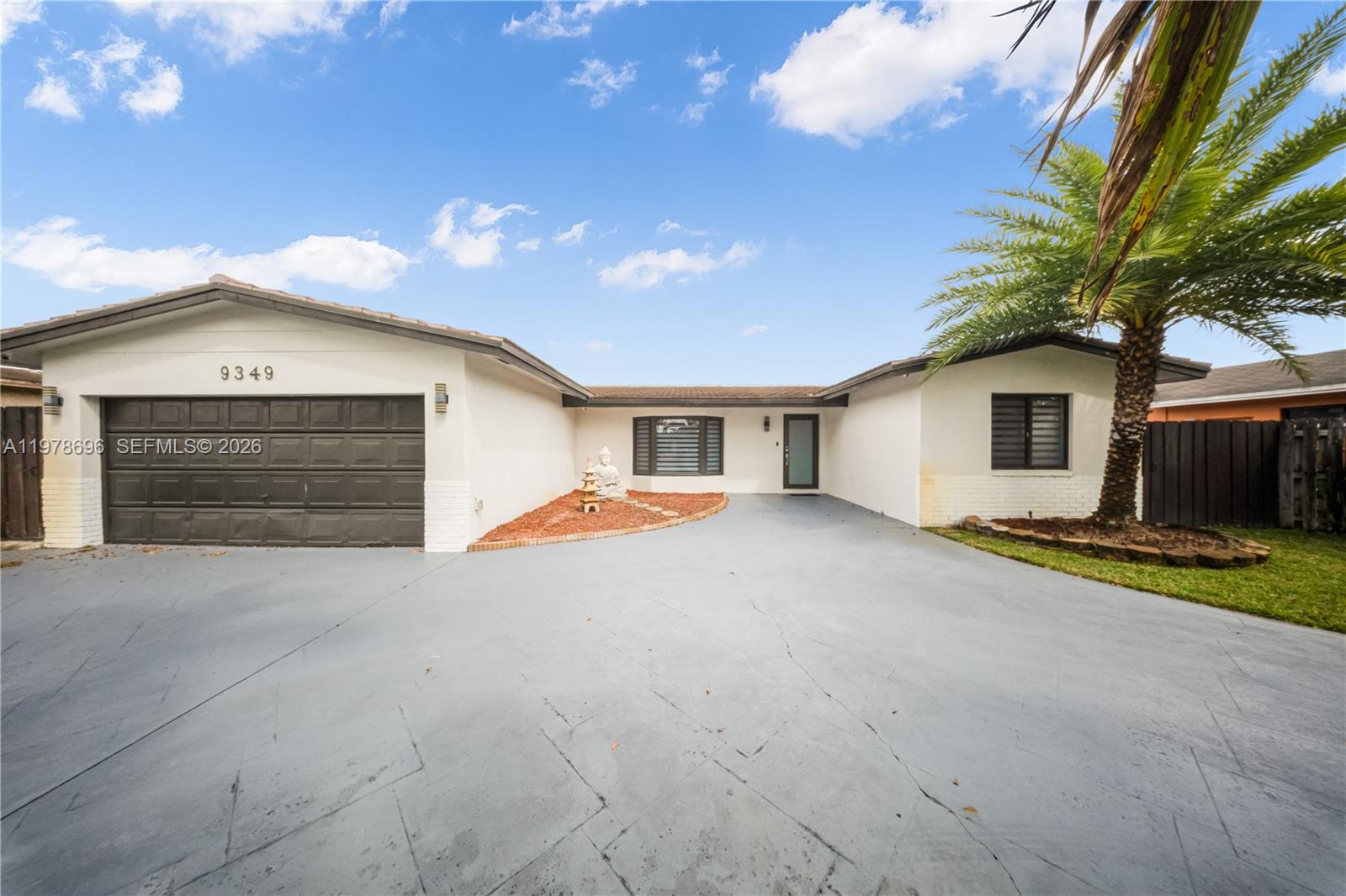 9349 NW 24th Pl Pembroke Pines, FL 33024