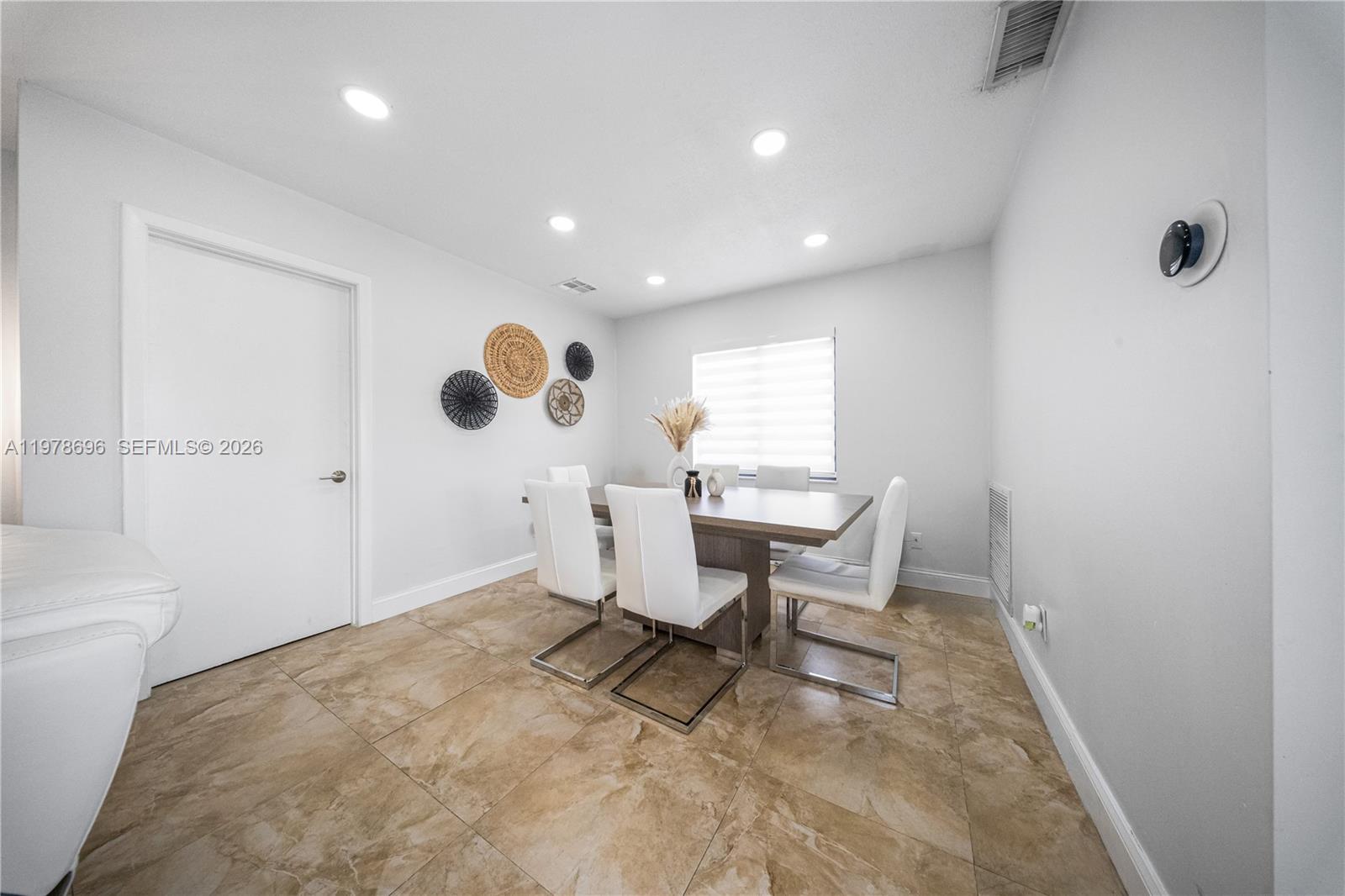 9349 NW 24th Pl Pembroke Pines, FL 33024