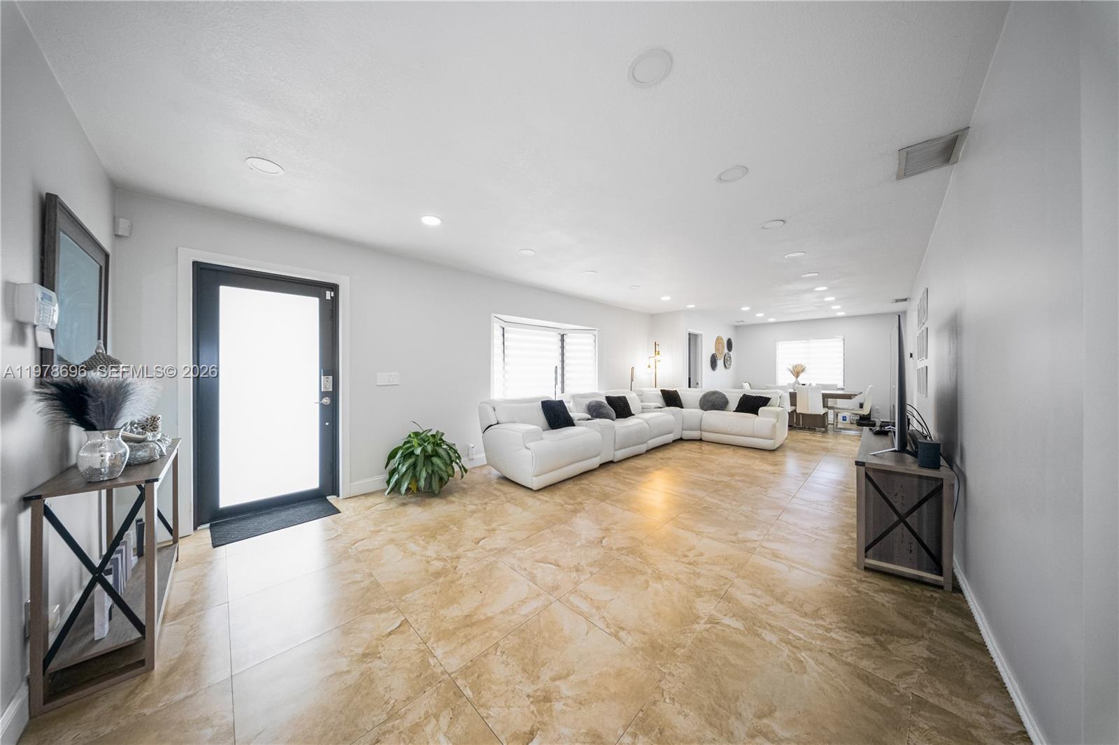 9349 NW 24th Pl Pembroke Pines, FL 33024