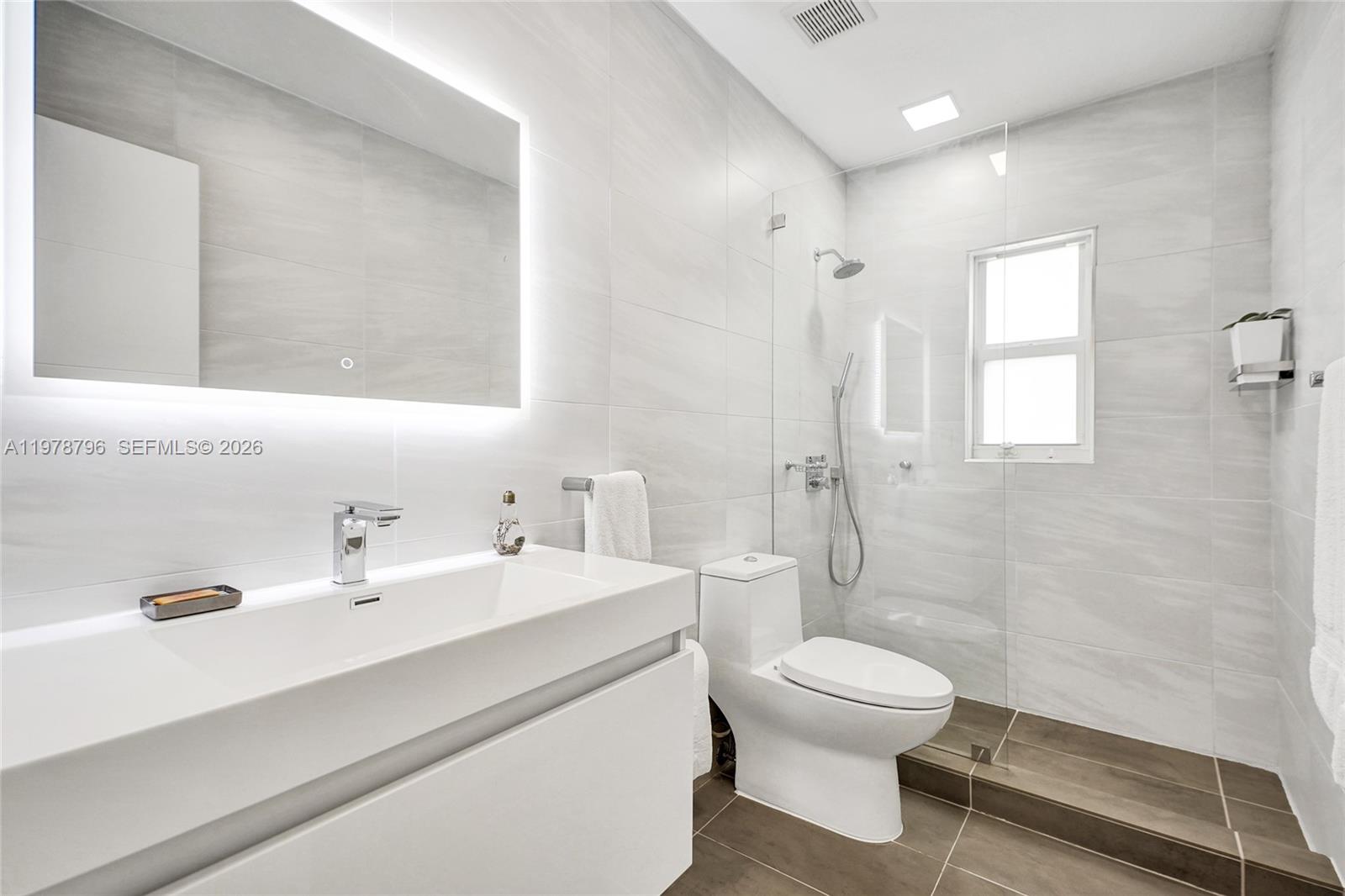 55 NW 92nd St Miami Shores, FL 33150