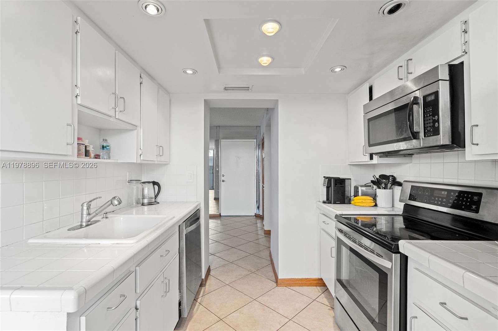 7300 Wayne Ave #217 Miami Beach, FL 33141