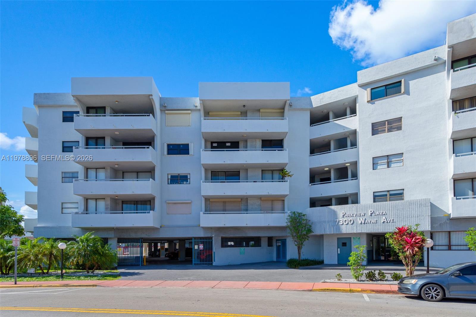 7300 Wayne Ave #217 Miami Beach, FL 33141