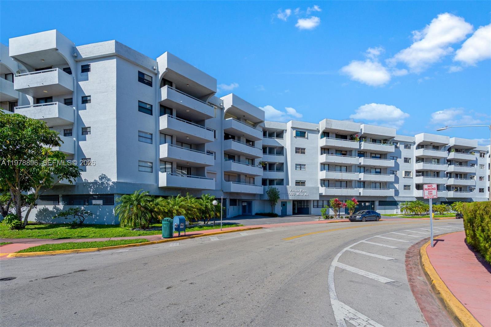 7300 Wayne Ave #217 Miami Beach, FL 33141