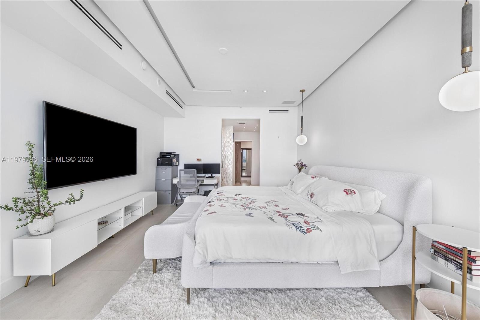 2020 N Bayshore Dr #2510 Miami, FL 33137