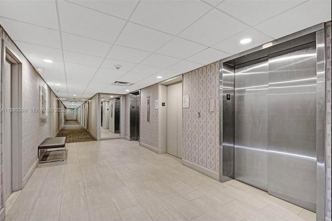 300 Bayview Dr #1107 Sunny Isles Beach, FL 33160