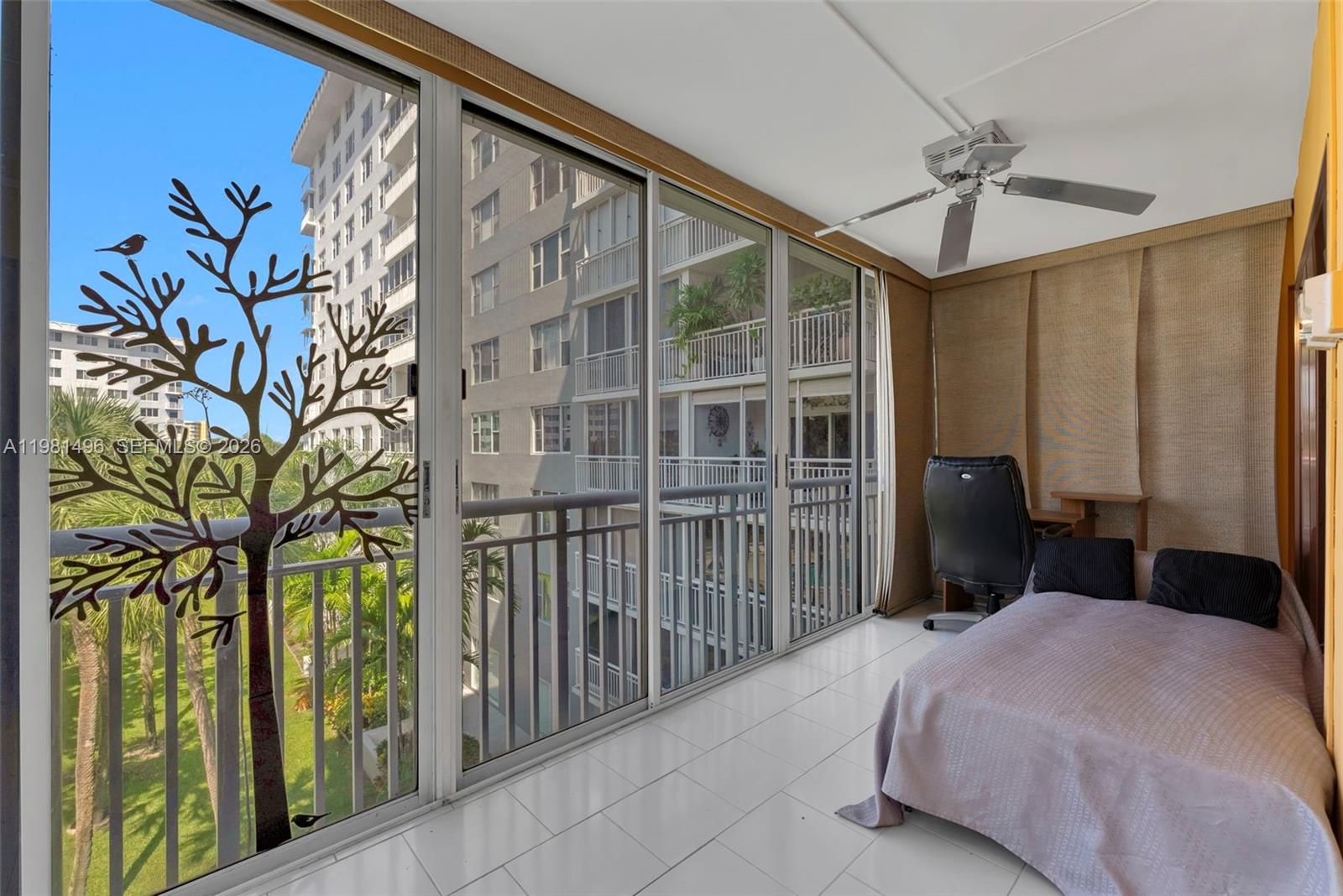 3800 Hillcrest Dr #412 Hollywood, FL 33021