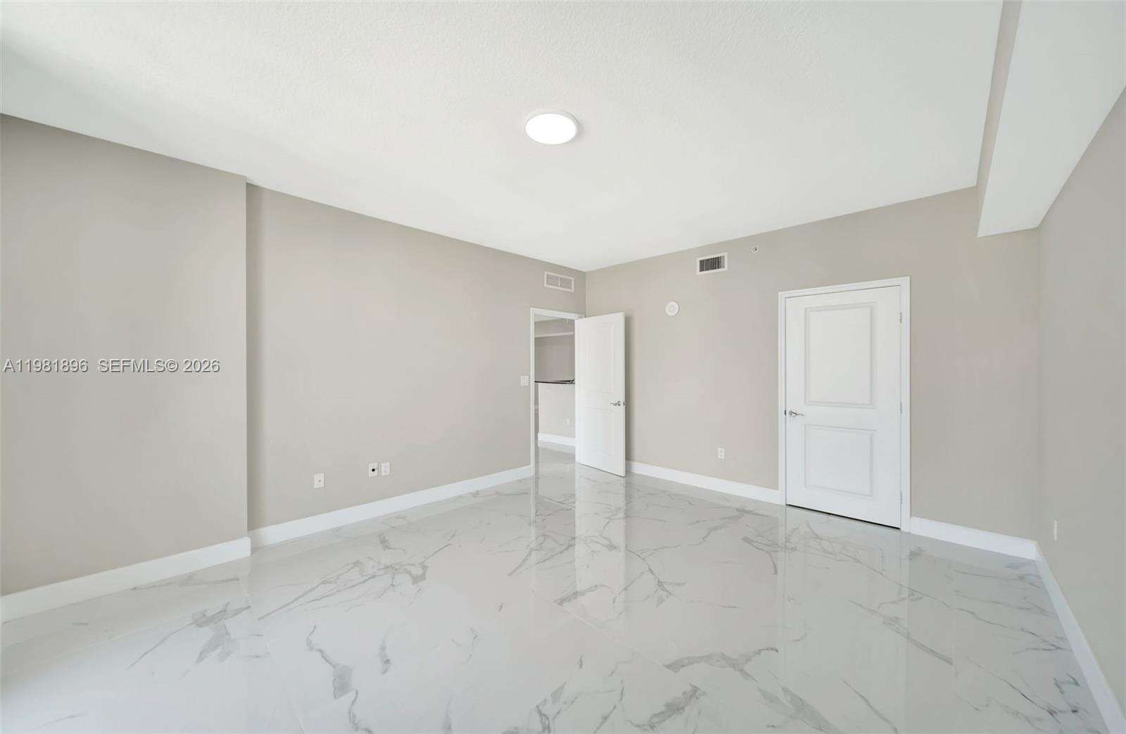 7900 Harbor Is Dr #1001 North Bay Village, FL 33141