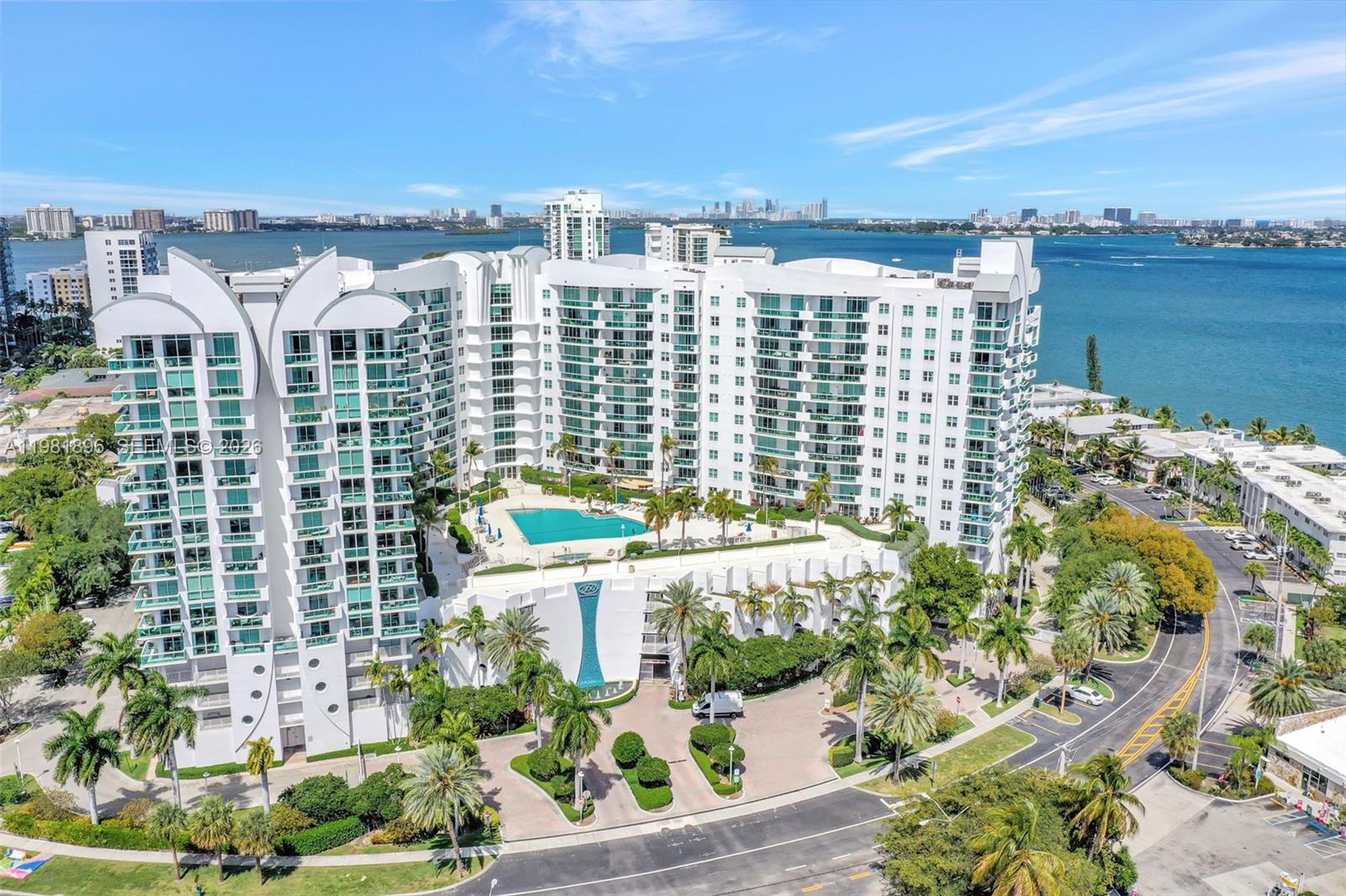 7900 Harbor Is Dr #1001 North Bay Village, FL 33141