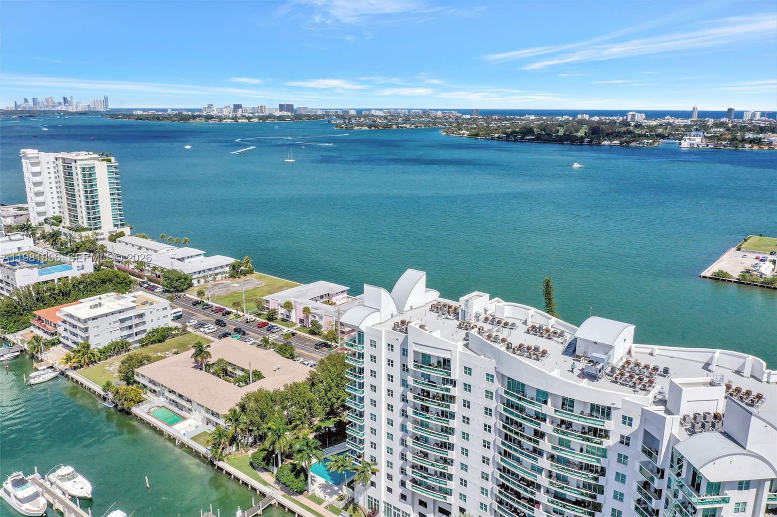 7900 Harbor Is Dr #1001 North Bay Village, FL 33141