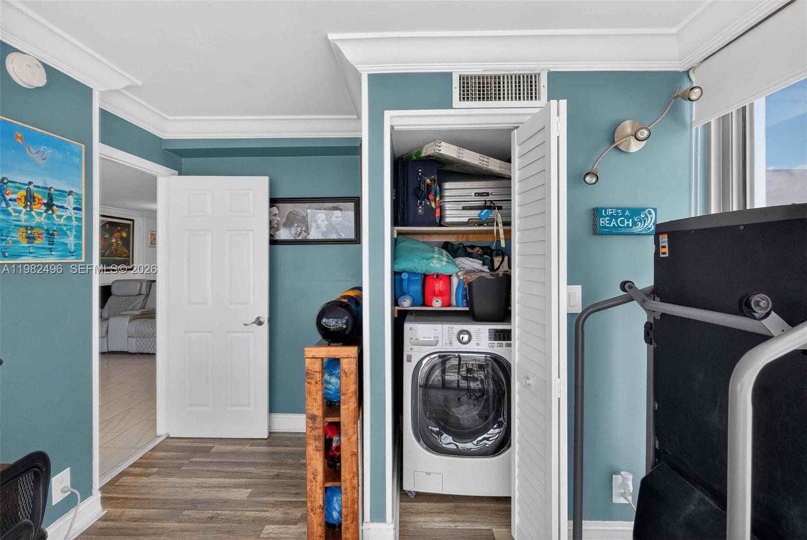 Undisclosed Address Miami Beach, FL 33140