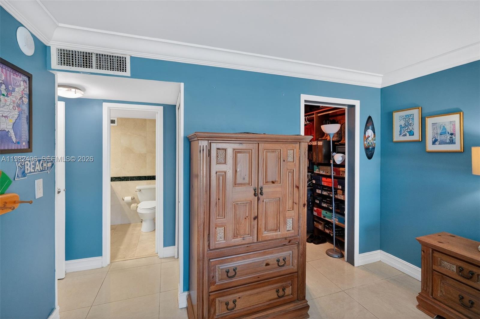 Undisclosed Address Miami Beach, FL 33140