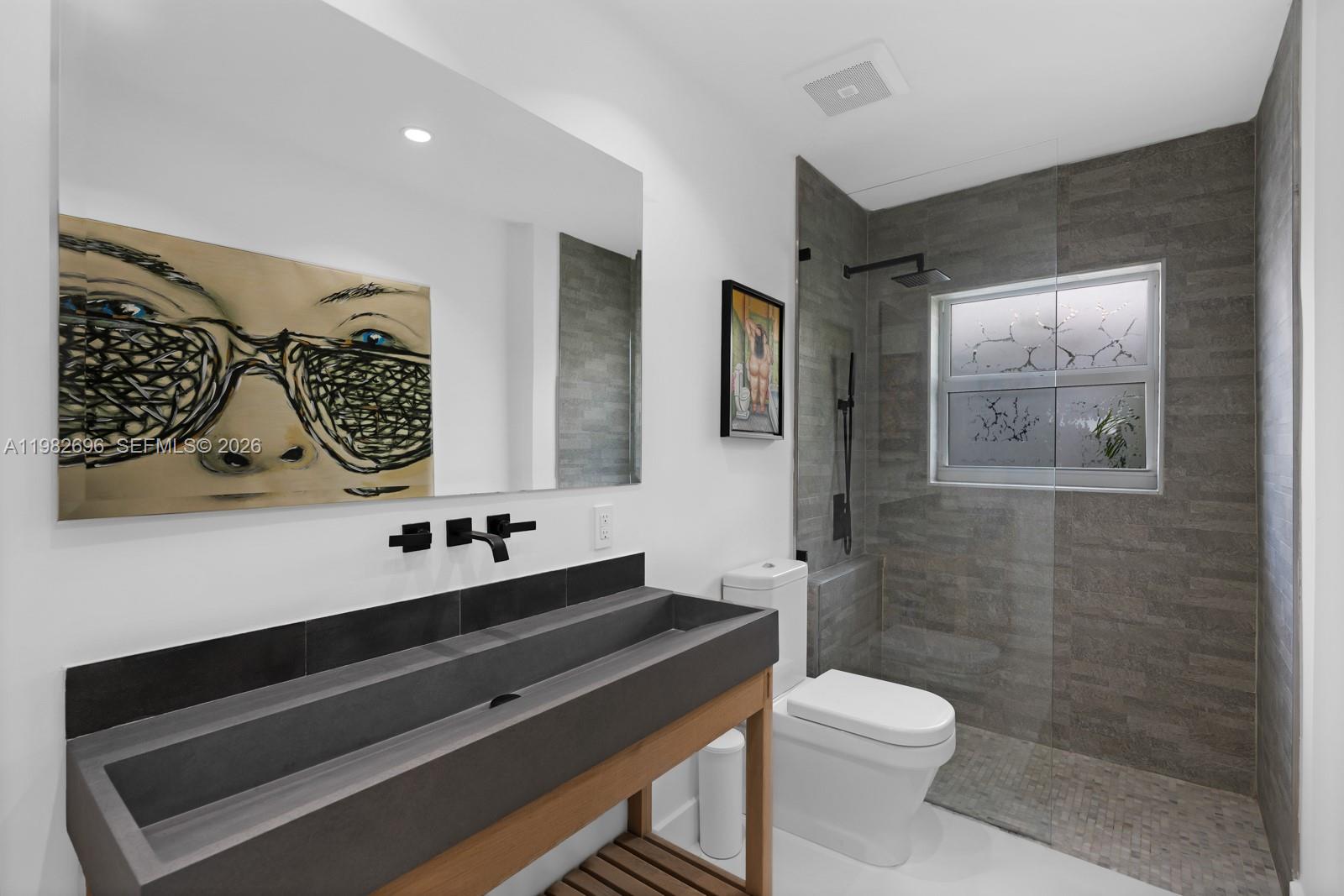 1865 Daytonia Rd Miami Beach, FL 33141