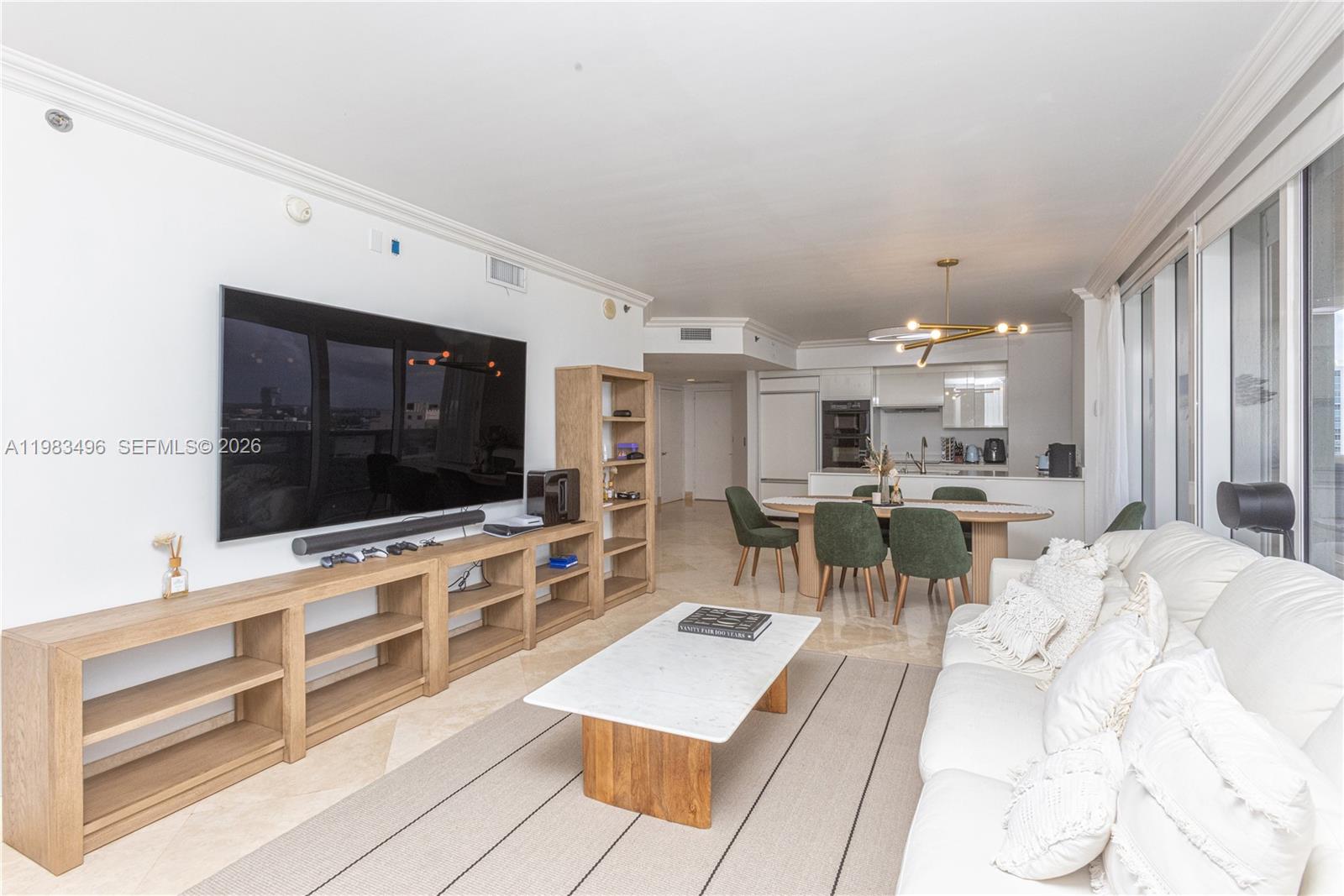 image Beach Club 210