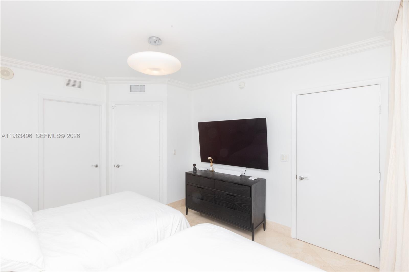 image Beach Club 218