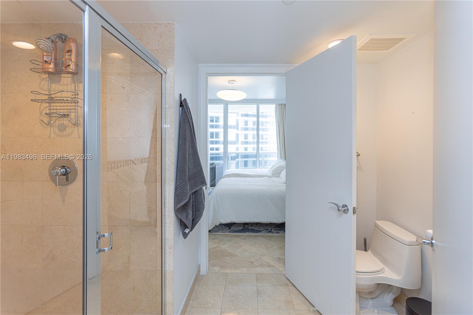 image Beach Club 220