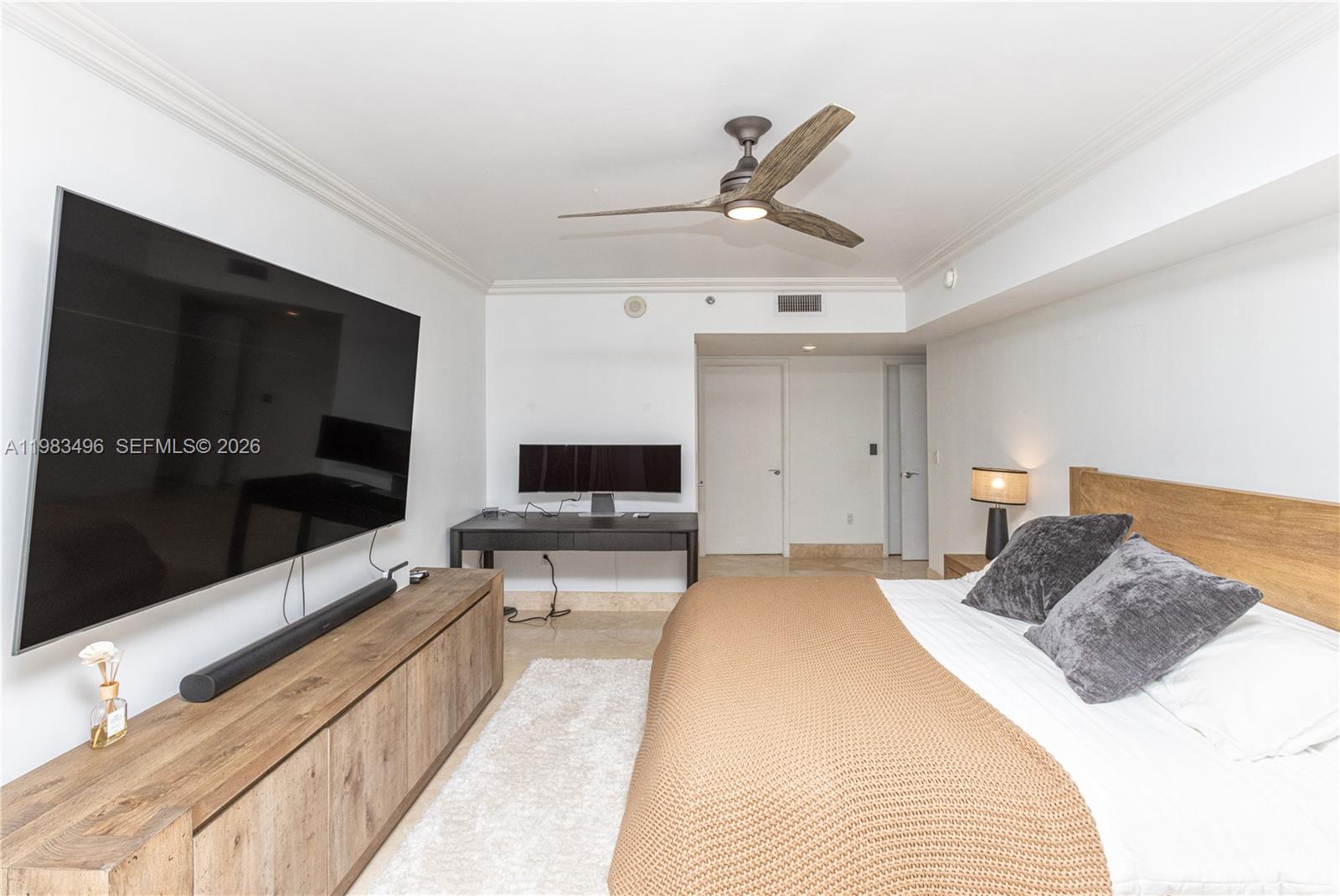 image Beach Club 234