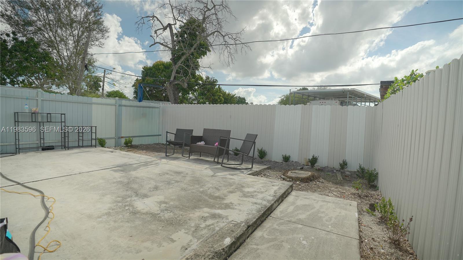 1720 NW 124th Ter Miami, FL 33167