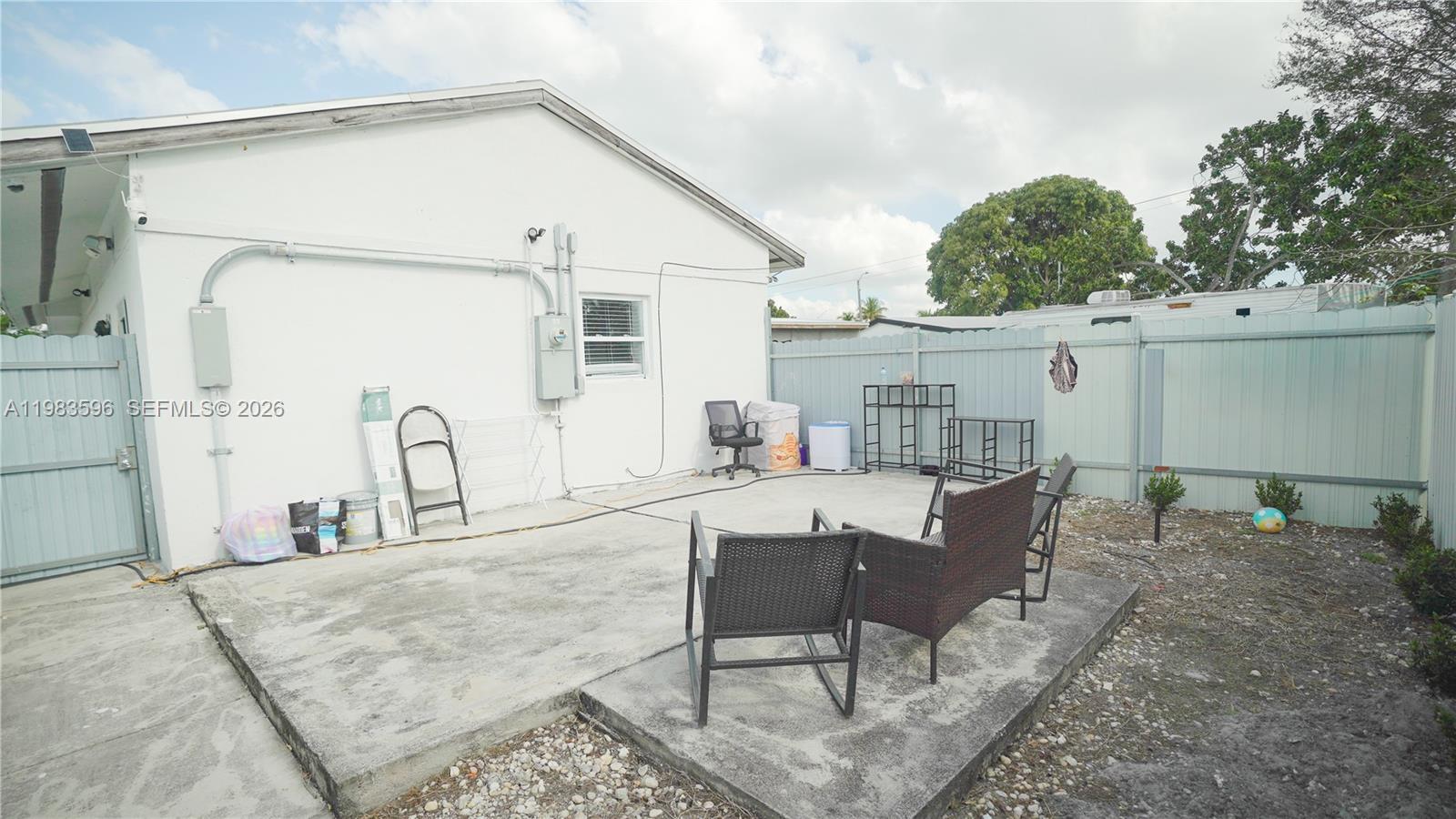 1720 NW 124th Ter Miami, FL 33167