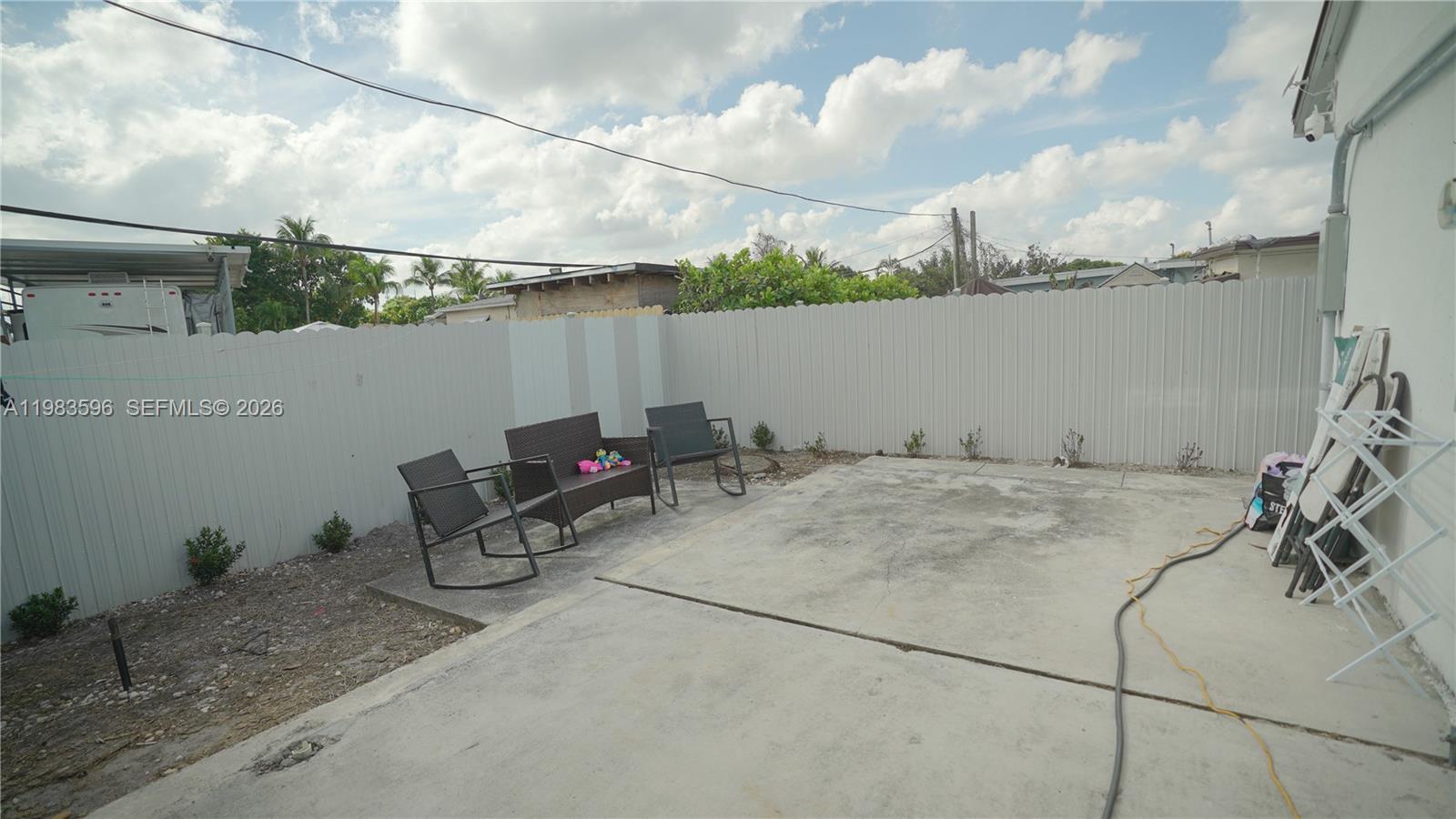 1720 NW 124th Ter Miami, FL 33167