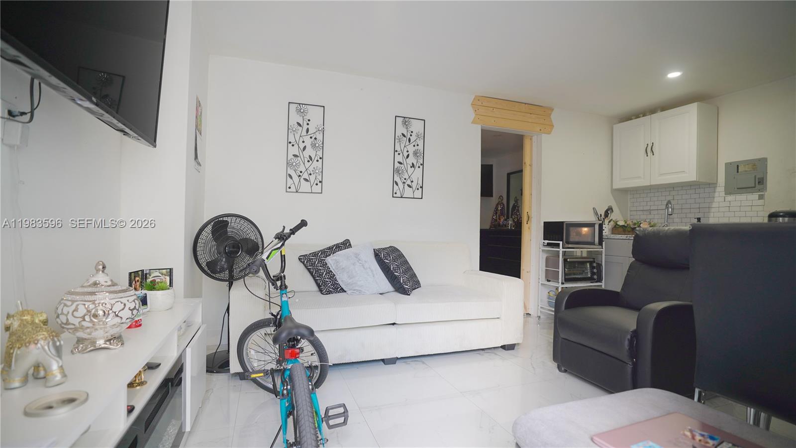 1720 NW 124th Ter Miami, FL 33167