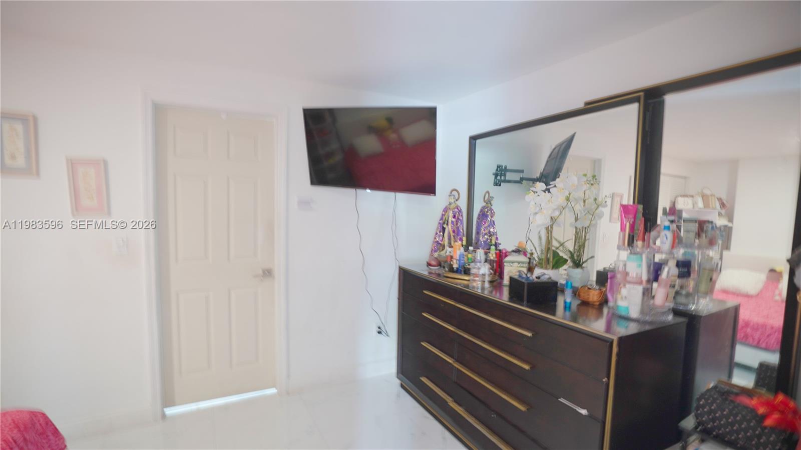 1720 NW 124th Ter Miami, FL 33167