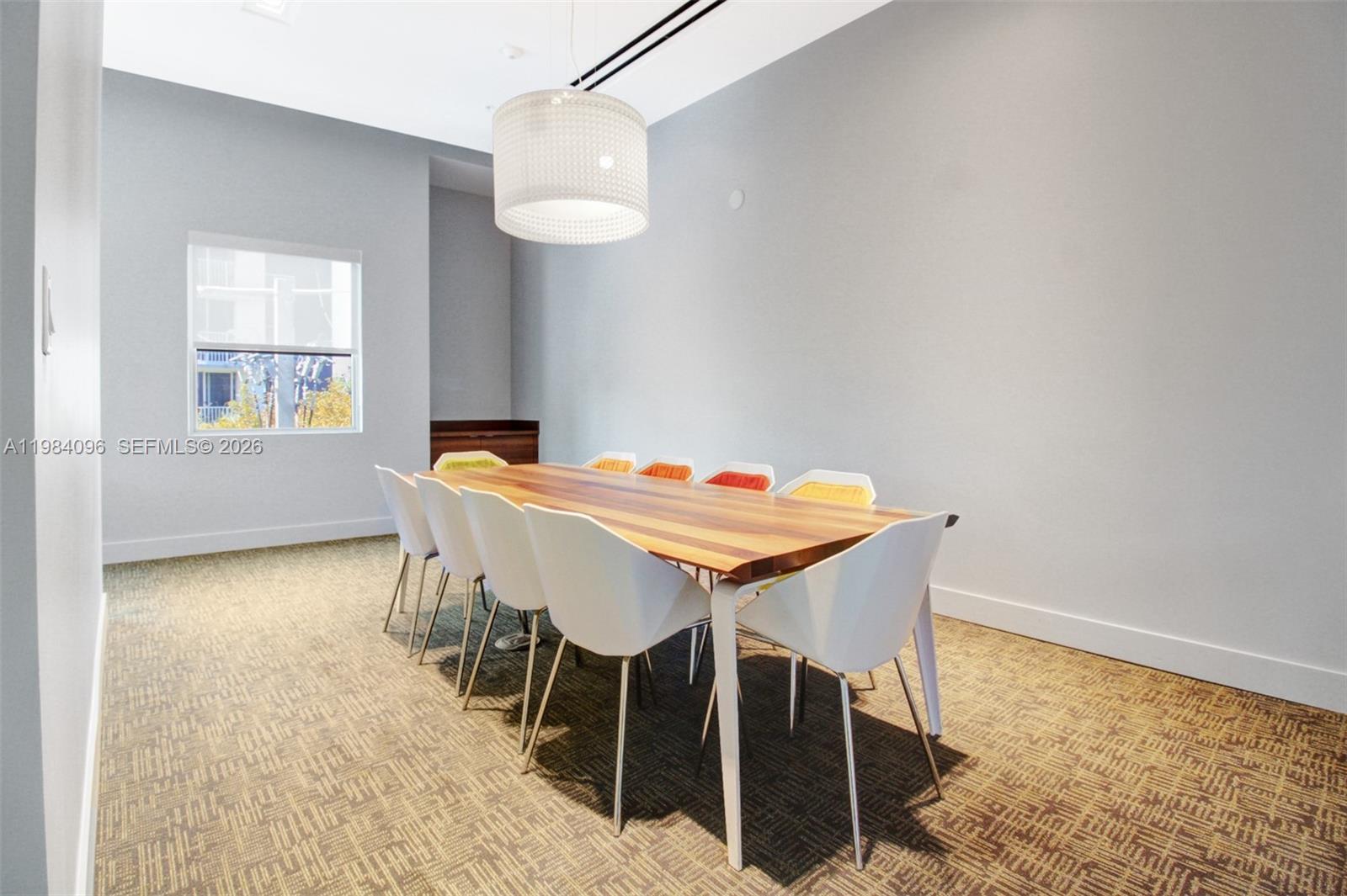 1600 SW 1st Ave #713 Miami, FL 33129