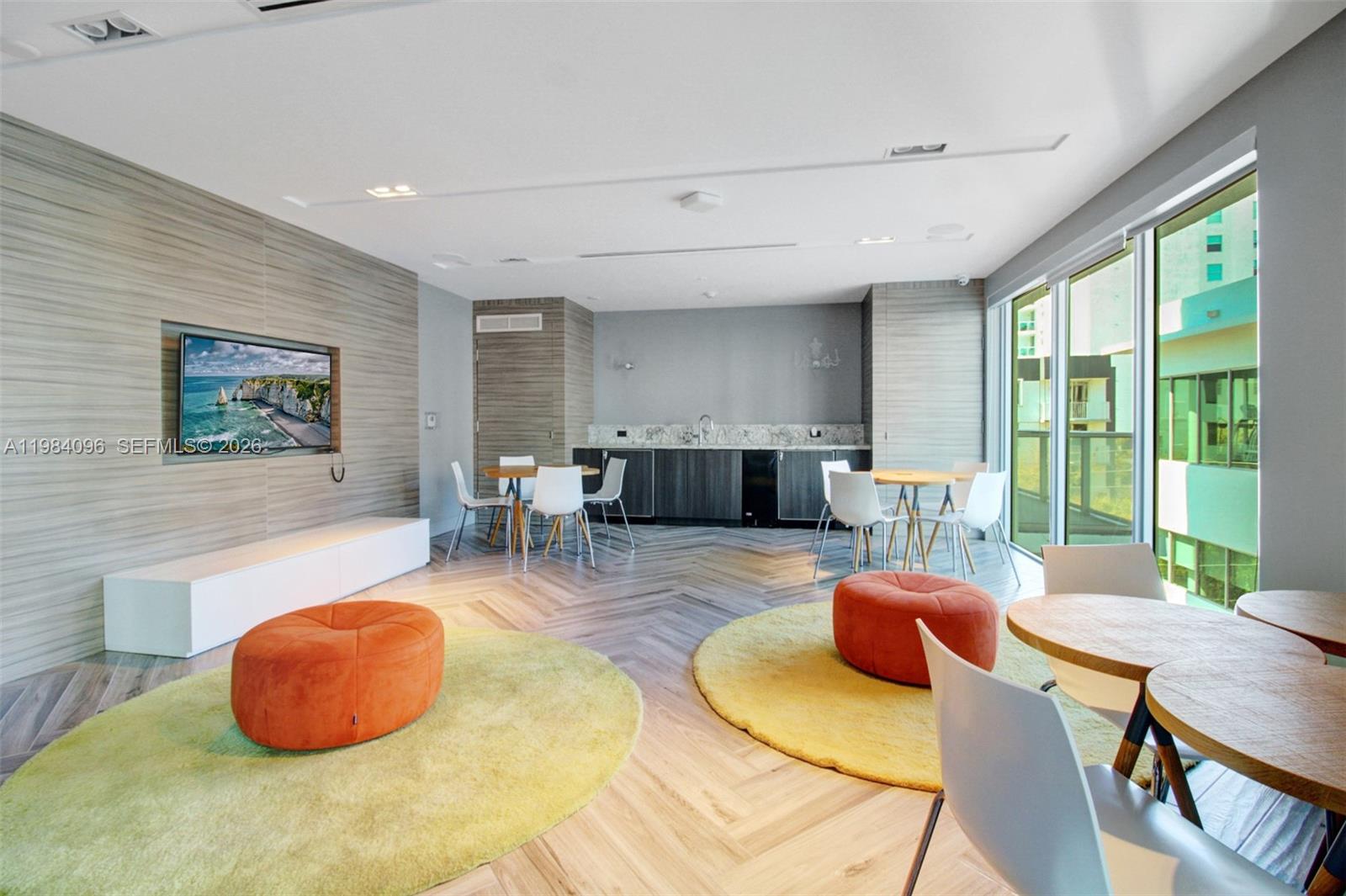 1600 SW 1st Ave #713 Miami, FL 33129