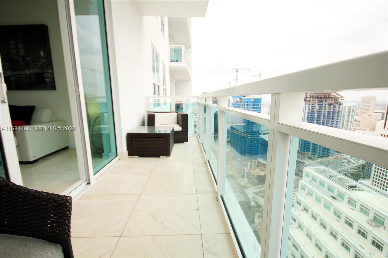 950 Brickell Bay Dr #4708 Miami, FL 33131