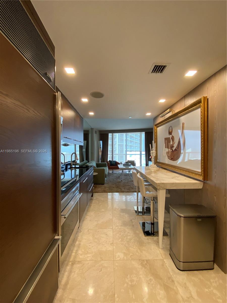 495 Brickell Ave #4608 Miami, FL 33131