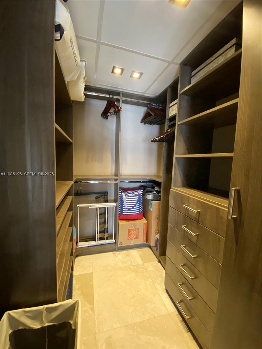 495 Brickell Ave #4608 Miami, FL 33131