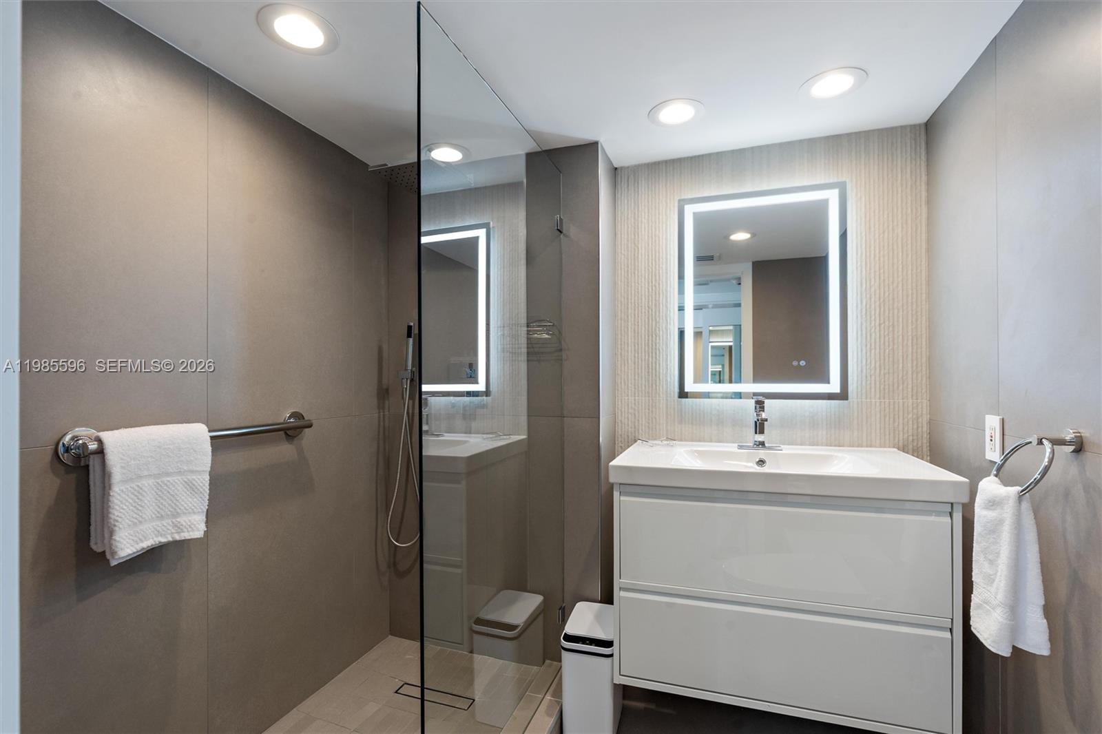 2200 S Ocean Ln #905 Fort Lauderdale, FL 33316