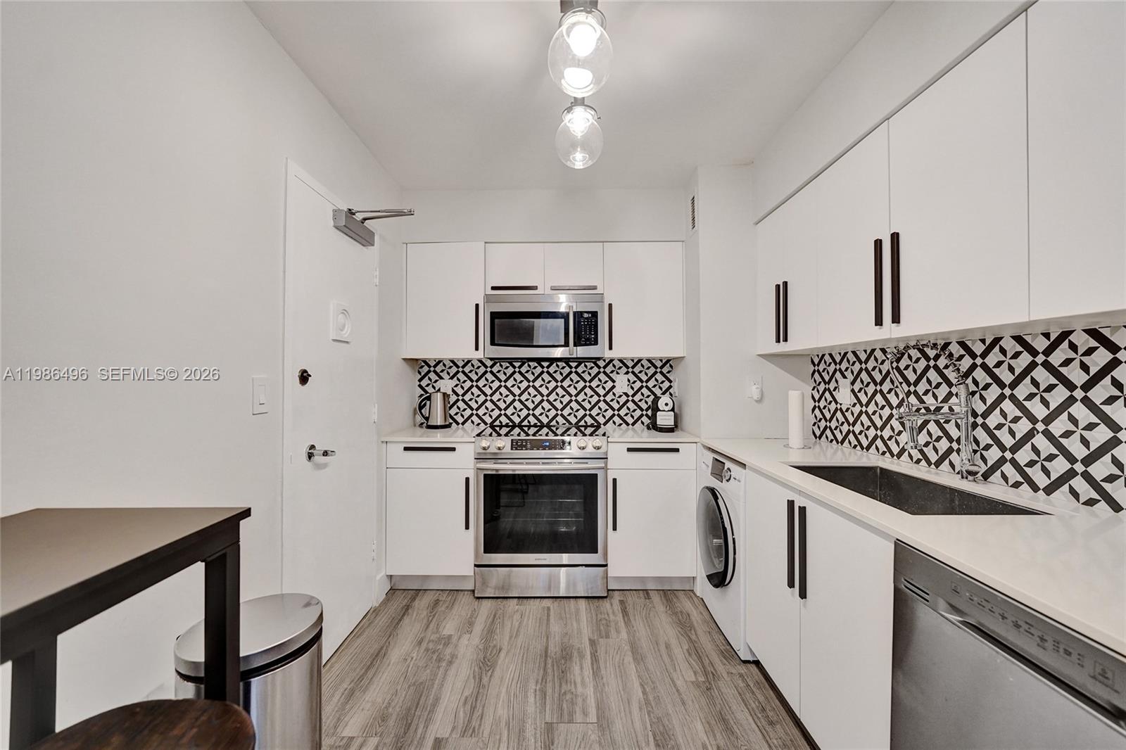 image Carlisle on the Ocean21