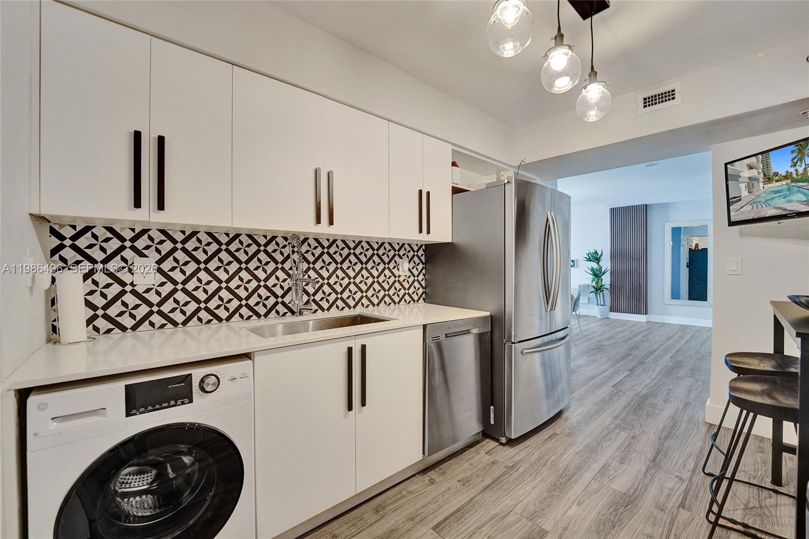 image Carlisle on the Ocean23