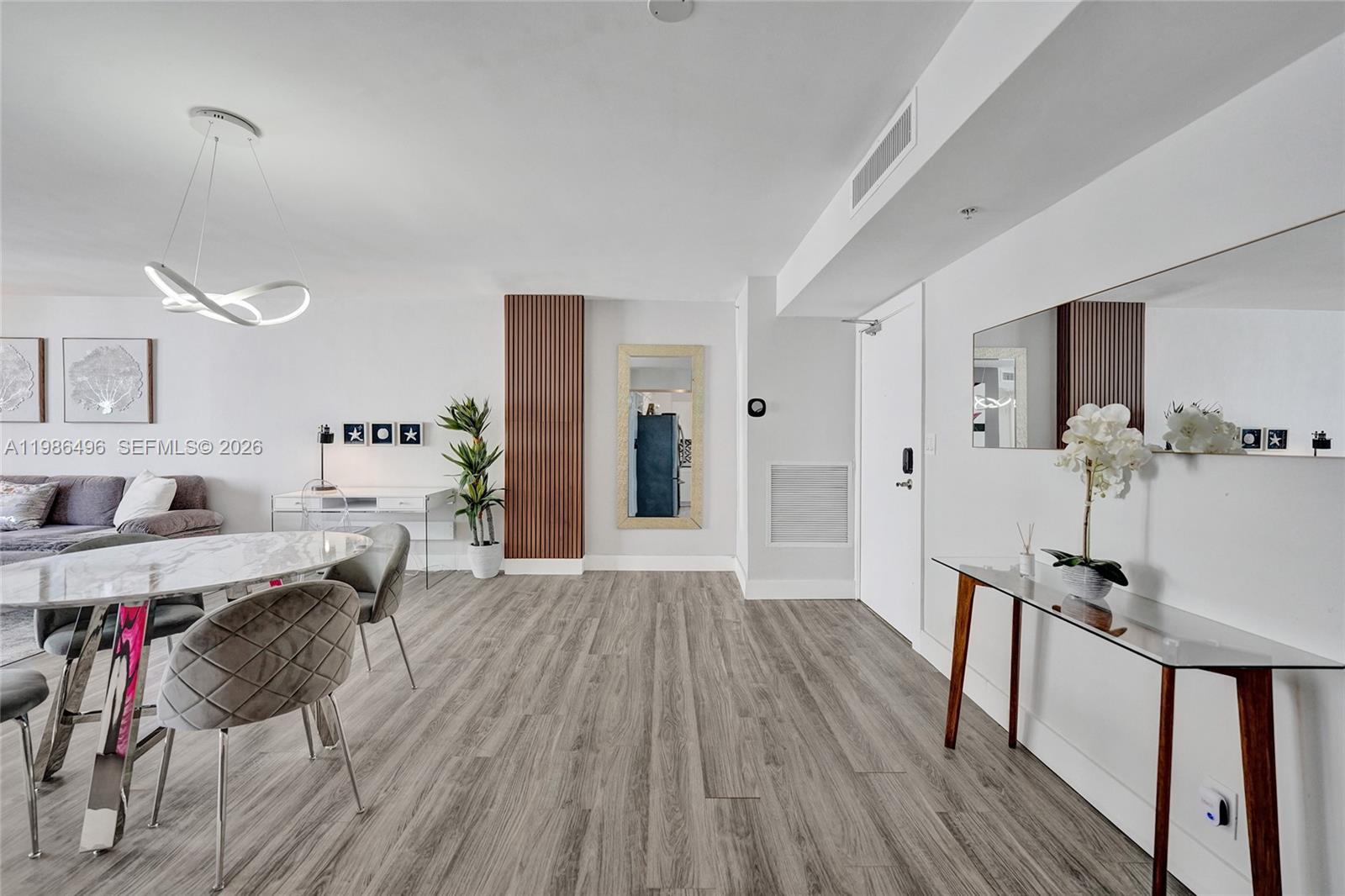 image Carlisle on the Ocean29