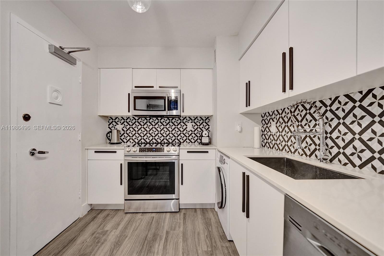 image Carlisle on the Ocean48