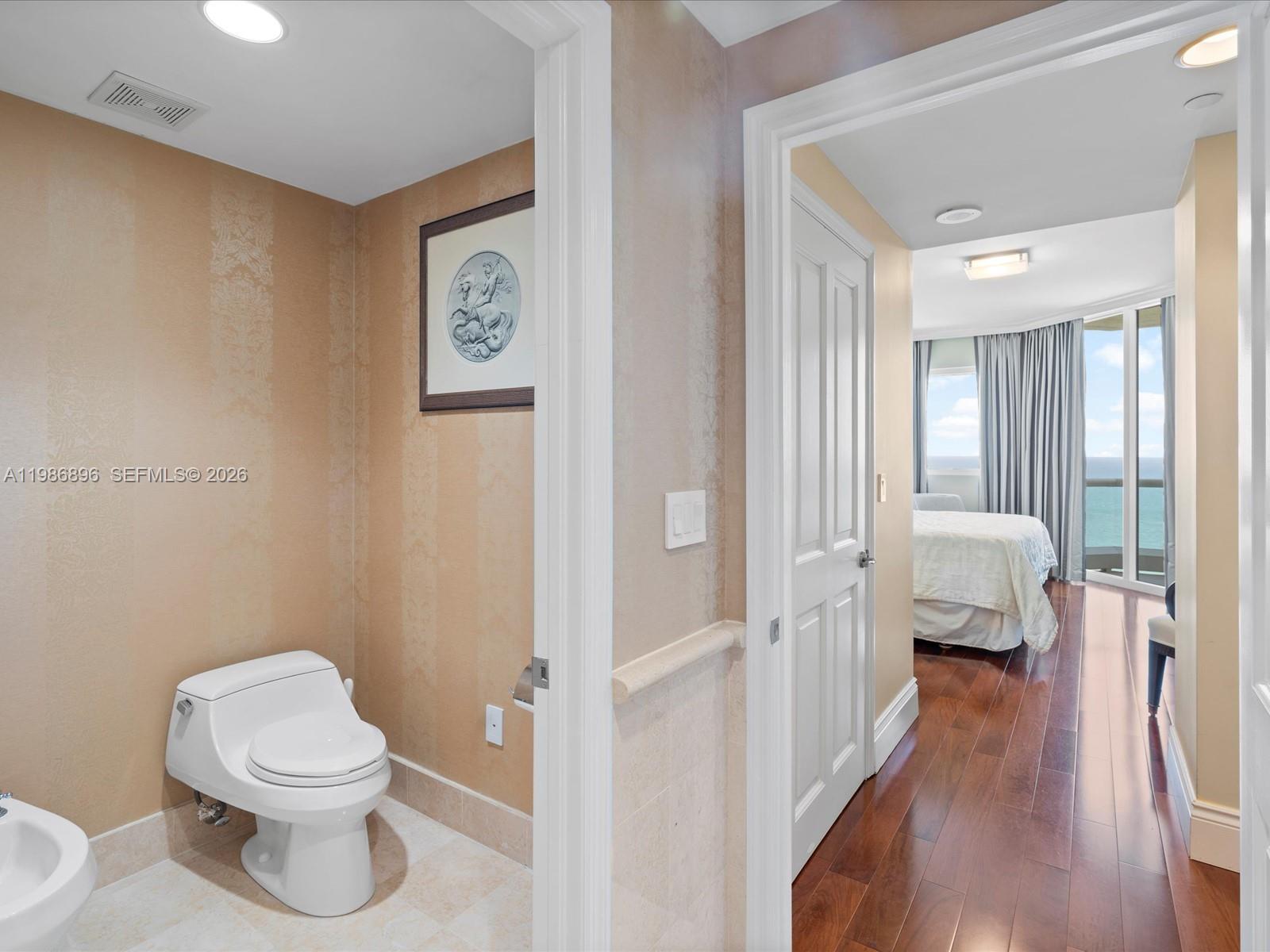 image Acqualina Residences19