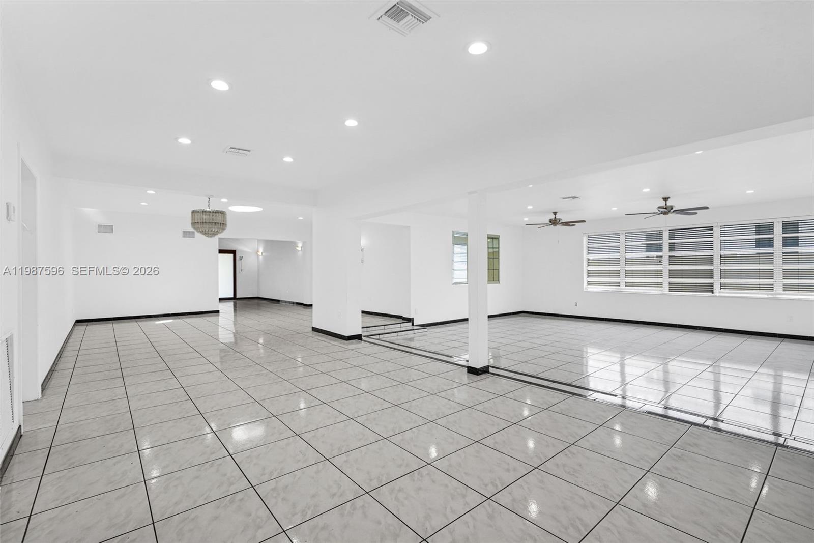 4560 Prairie Ave Miami Beach, FL 33140