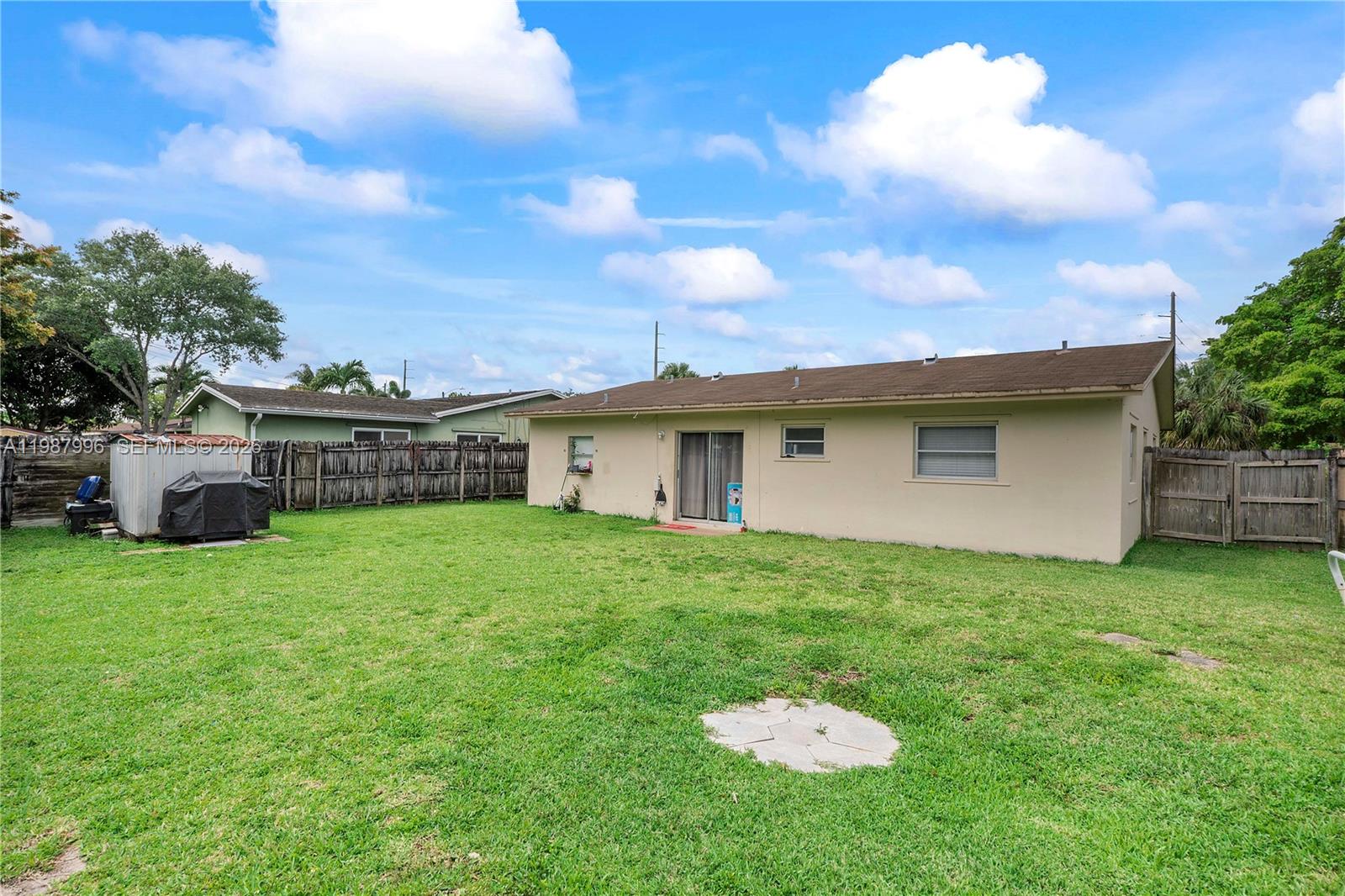 6320 Sherman St Hollywood, FL 33024