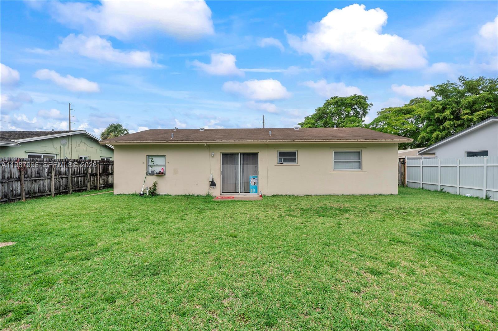 6320 Sherman St Hollywood, FL 33024