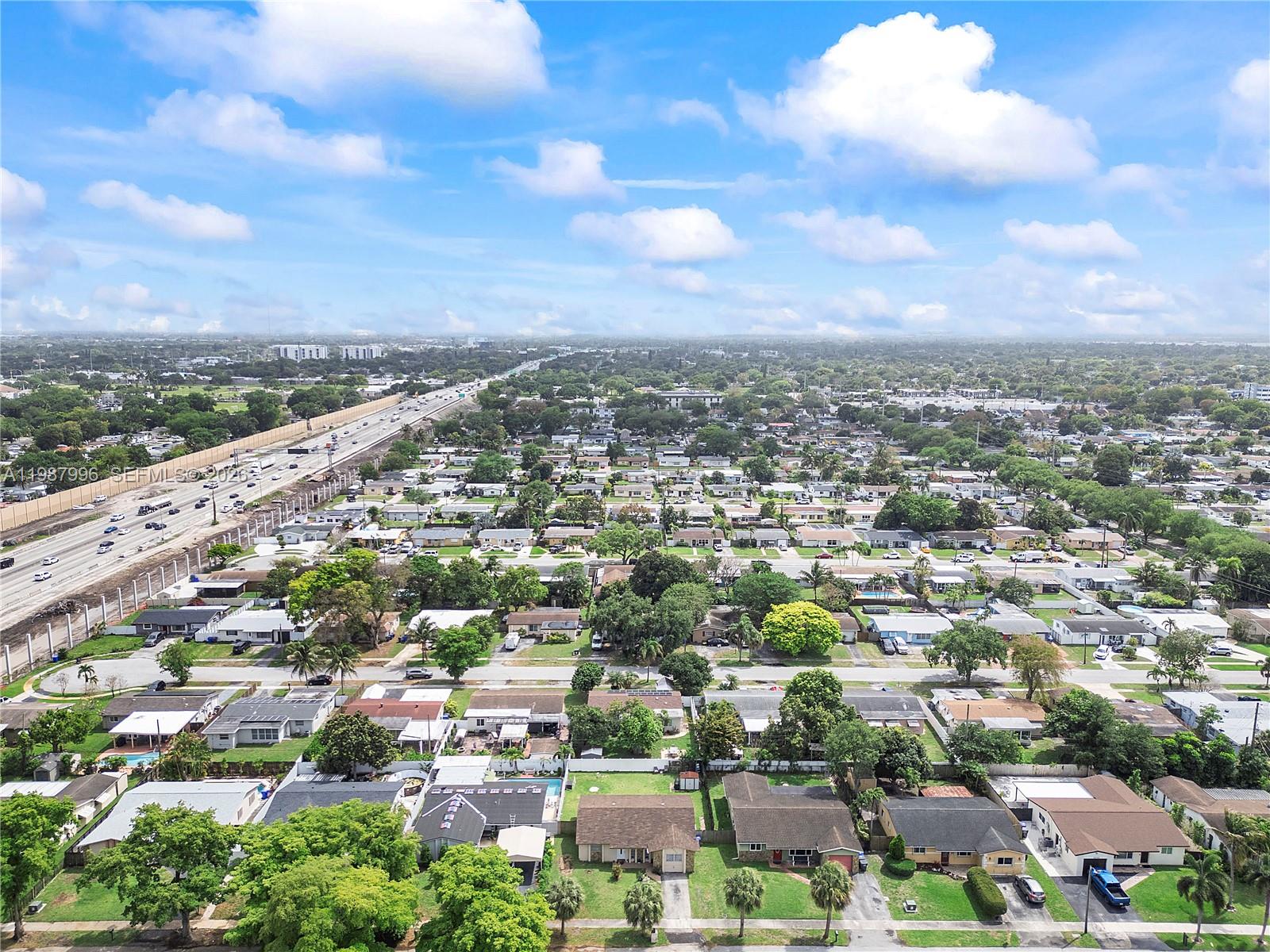 6320 Sherman St Hollywood, FL 33024