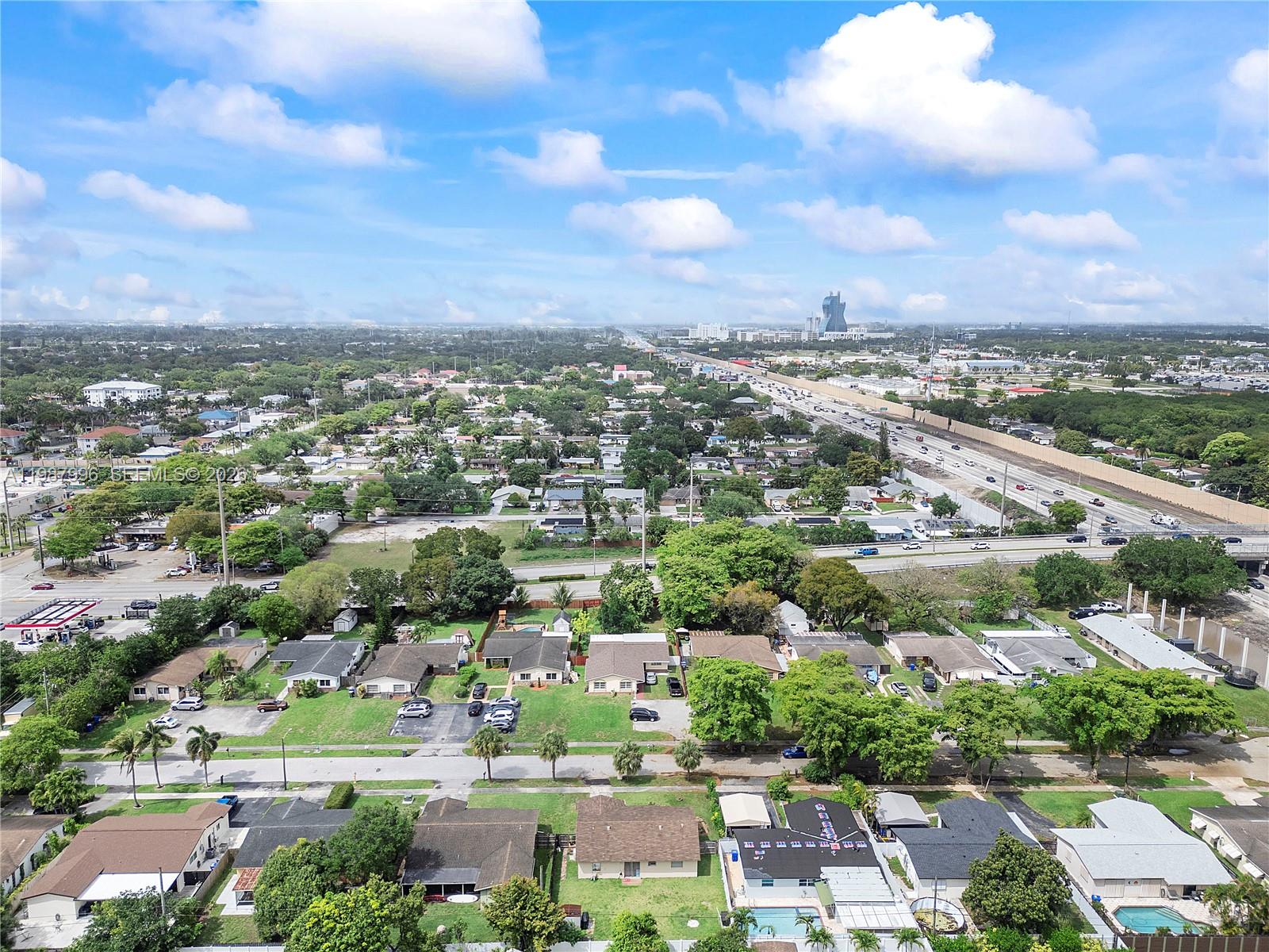 6320 Sherman St Hollywood, FL 33024