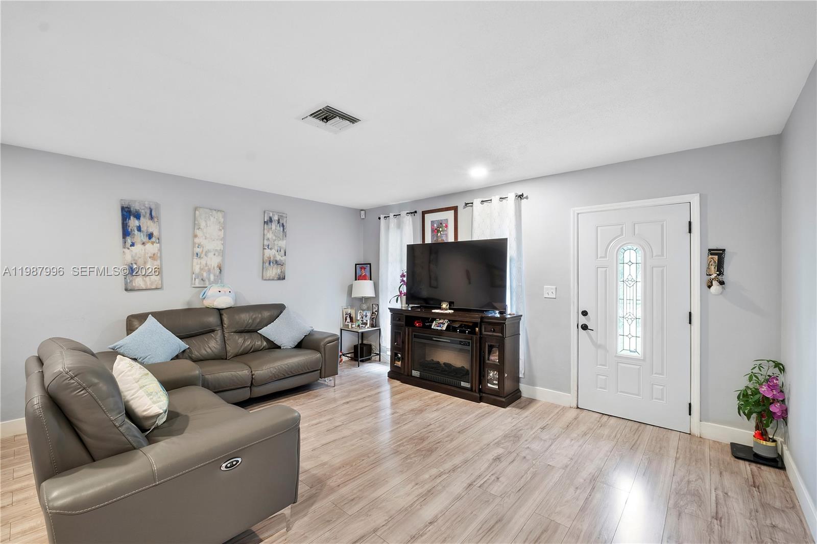 6320 Sherman St Hollywood, FL 33024